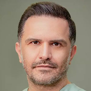 دکتر احسان نائینی