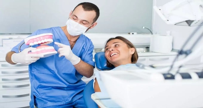بهترین دندانپزشک کرج چه تخصص هایی دارد؟