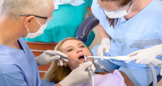 ویژگی های بهترین جراح دندانپزشک