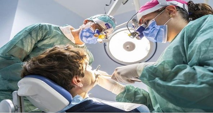 جراحی دندان عقل چگونه انجام می شود؟