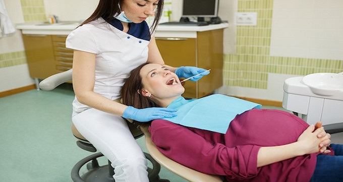 خطرات دندانپزشکی برای زنان باردار
