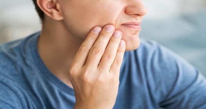  عدم درمان عفونت دندان چه عوارضی را در پی دارد؟