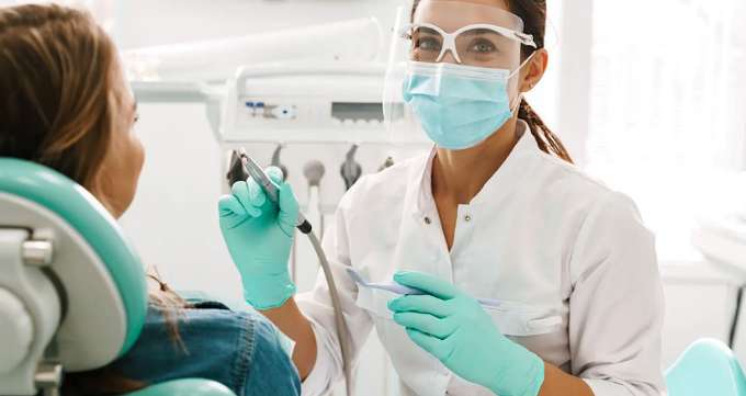 تفاوت دندانپزشک عمومی و تخصصی