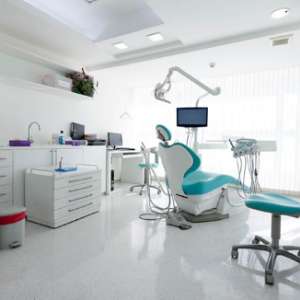 کلینیک دندانپزشکی پورسینا