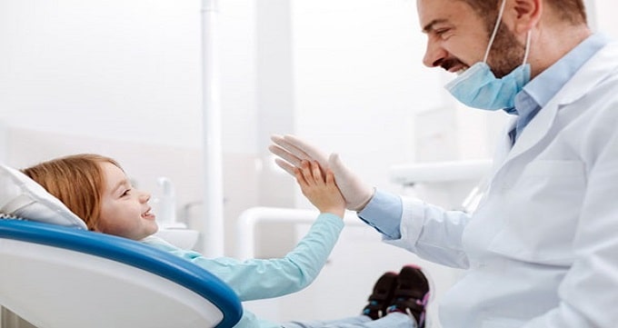 تفاوت دندانپزشکی کودک و بزرگسالان